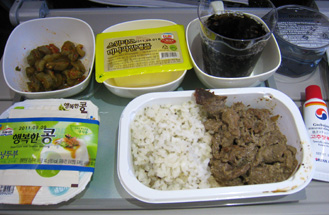 大韓航空のＡ３８０での朝食